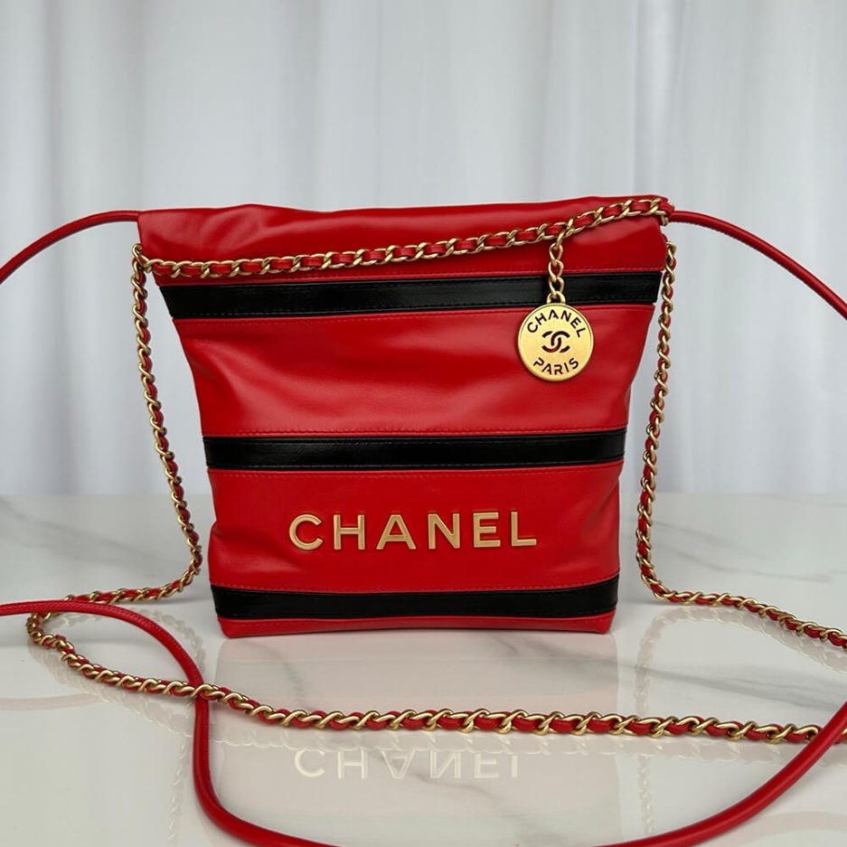 CHANEL 22 MINI HANDBAG