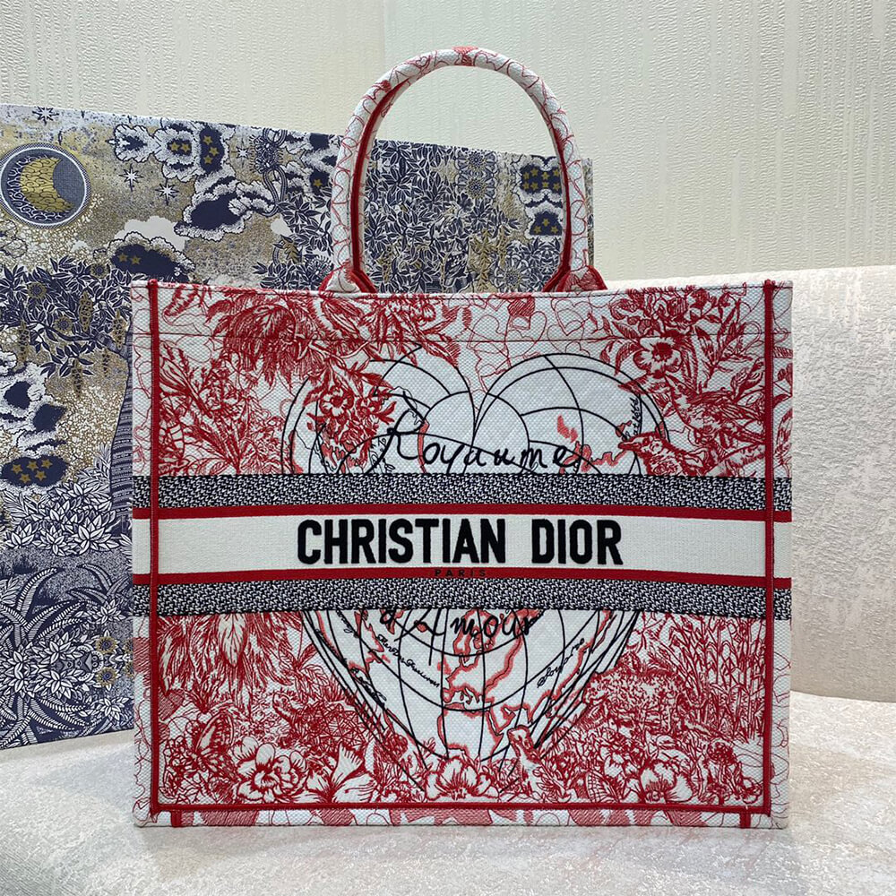 DIORAMOUR DIOR BOOK TOTE