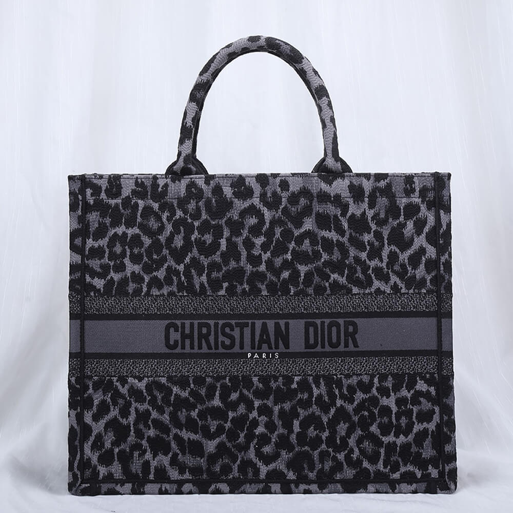 LARGE DIOR BOOK TOTE