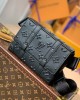 LV TRUNK SLINGBAG