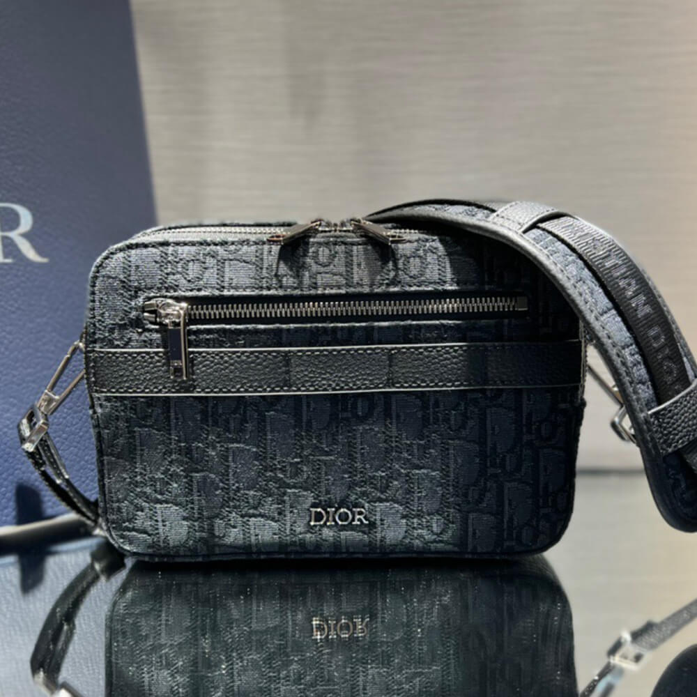 DIOR SAFARI MESSENGER BAG