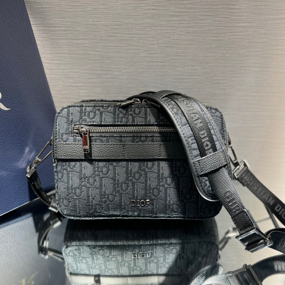 DIOR SAFARI MESSENGER BAG