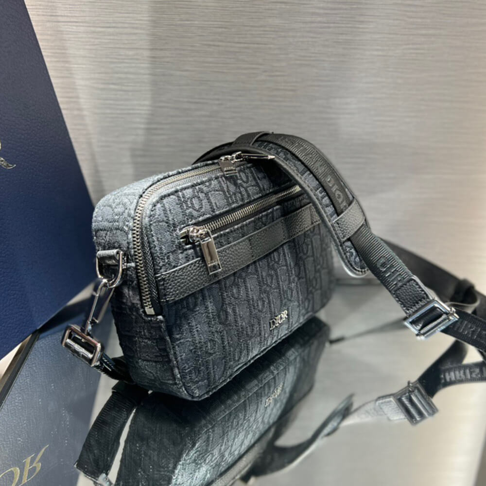 DIOR SAFARI MESSENGER BAG