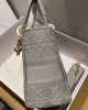 DIOR MEDIUM LADY D-LITE BAG