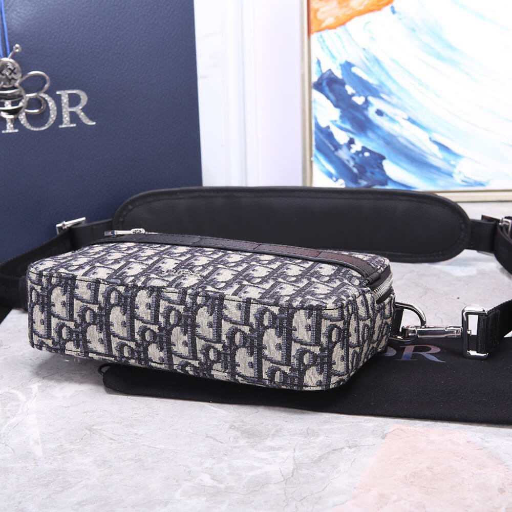 DIOR SAFARI MESSENGER BAG