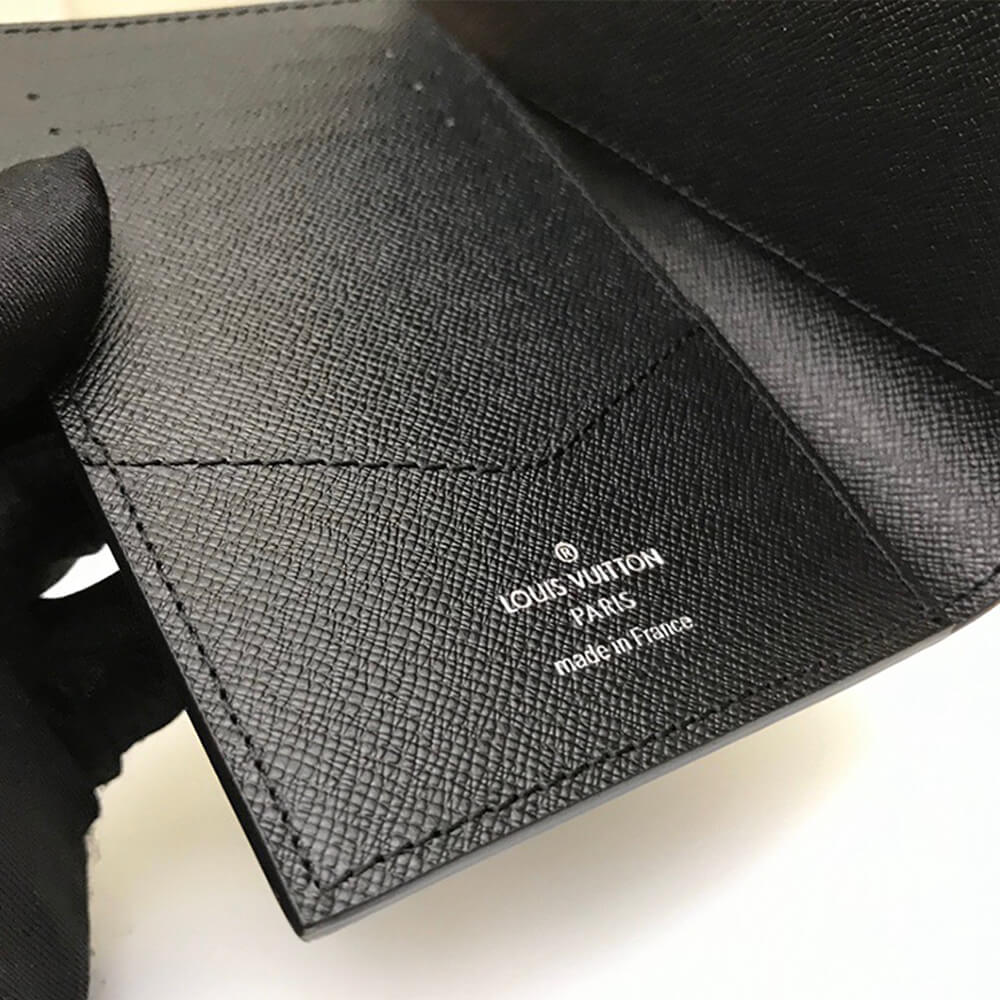 LV PASSPORT COVER