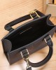 LV PETIT SAC PLAT