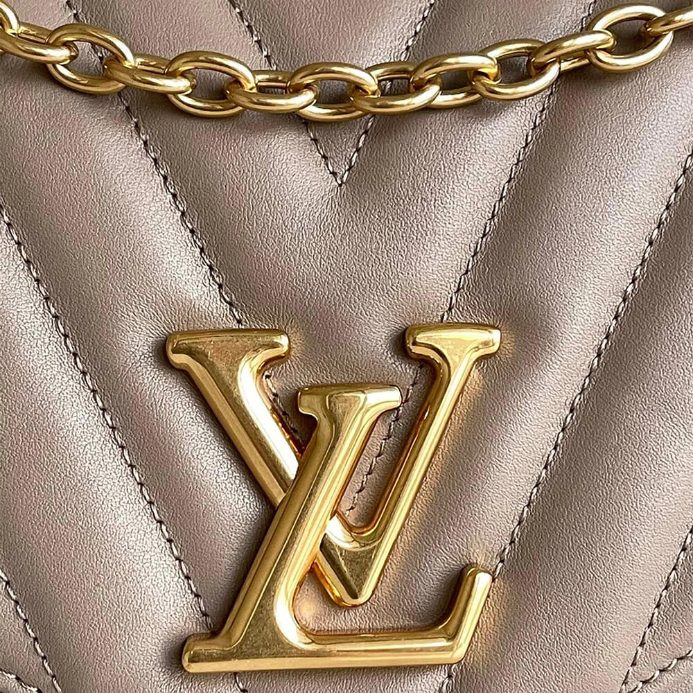 LV NEW WAVE CHAIN BAG