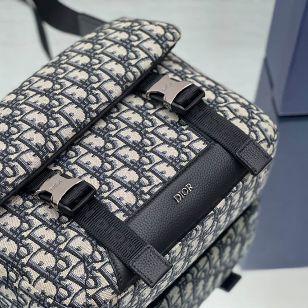 DIOR EXPLORER MESSENGER BAG