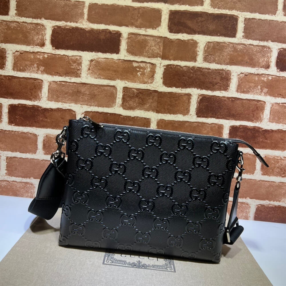 GG embossed medium messenger bag