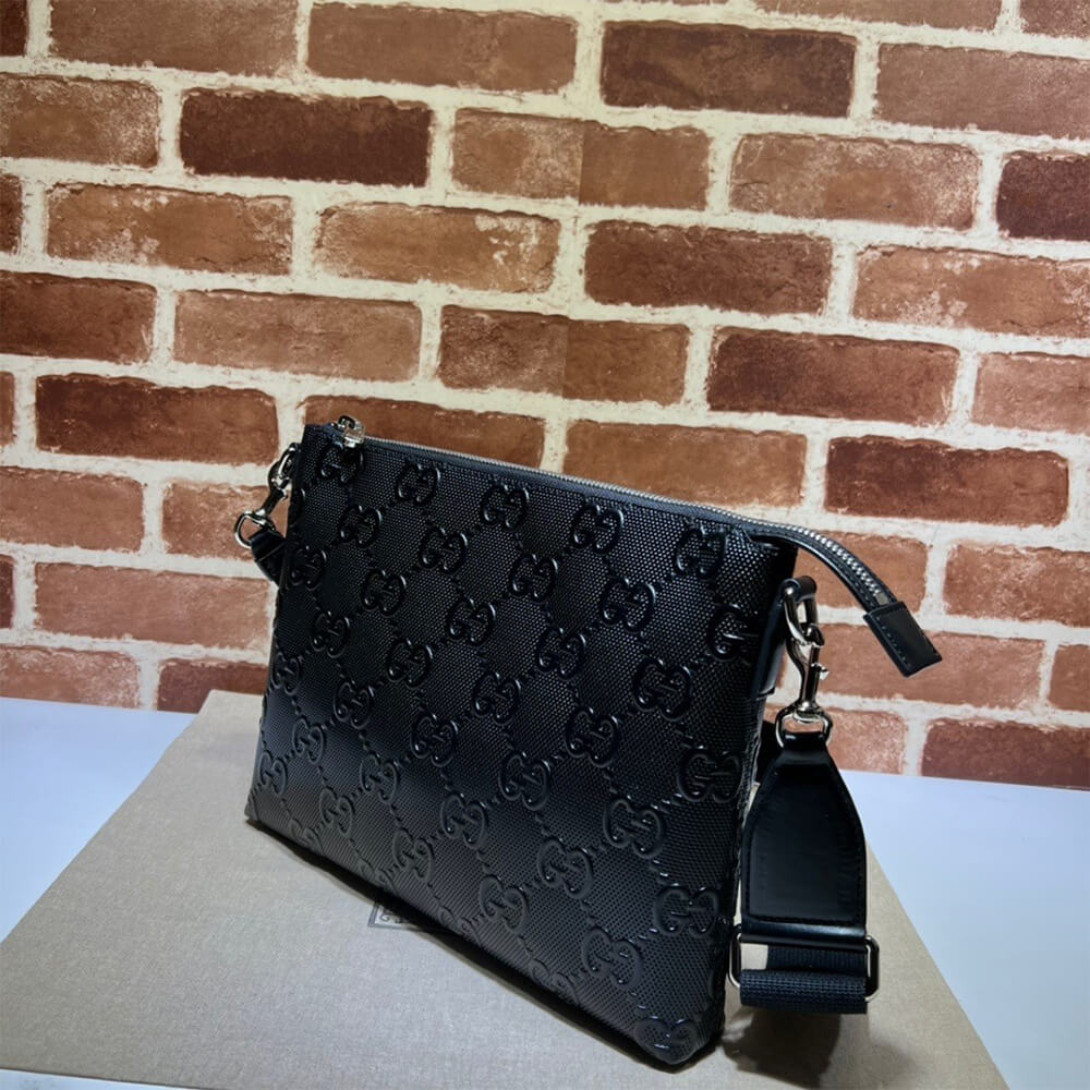 GG embossed medium messenger bag