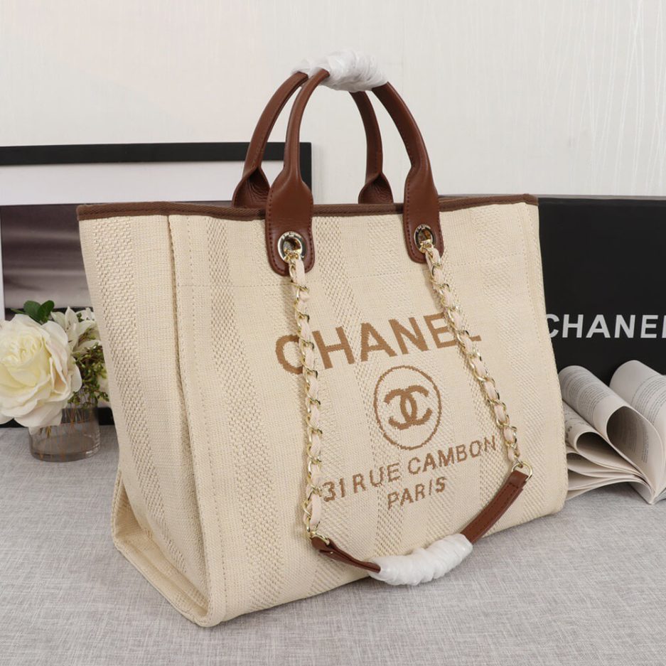 CHANEL Woven Straw Raffia Striped Medium Deauville Tote