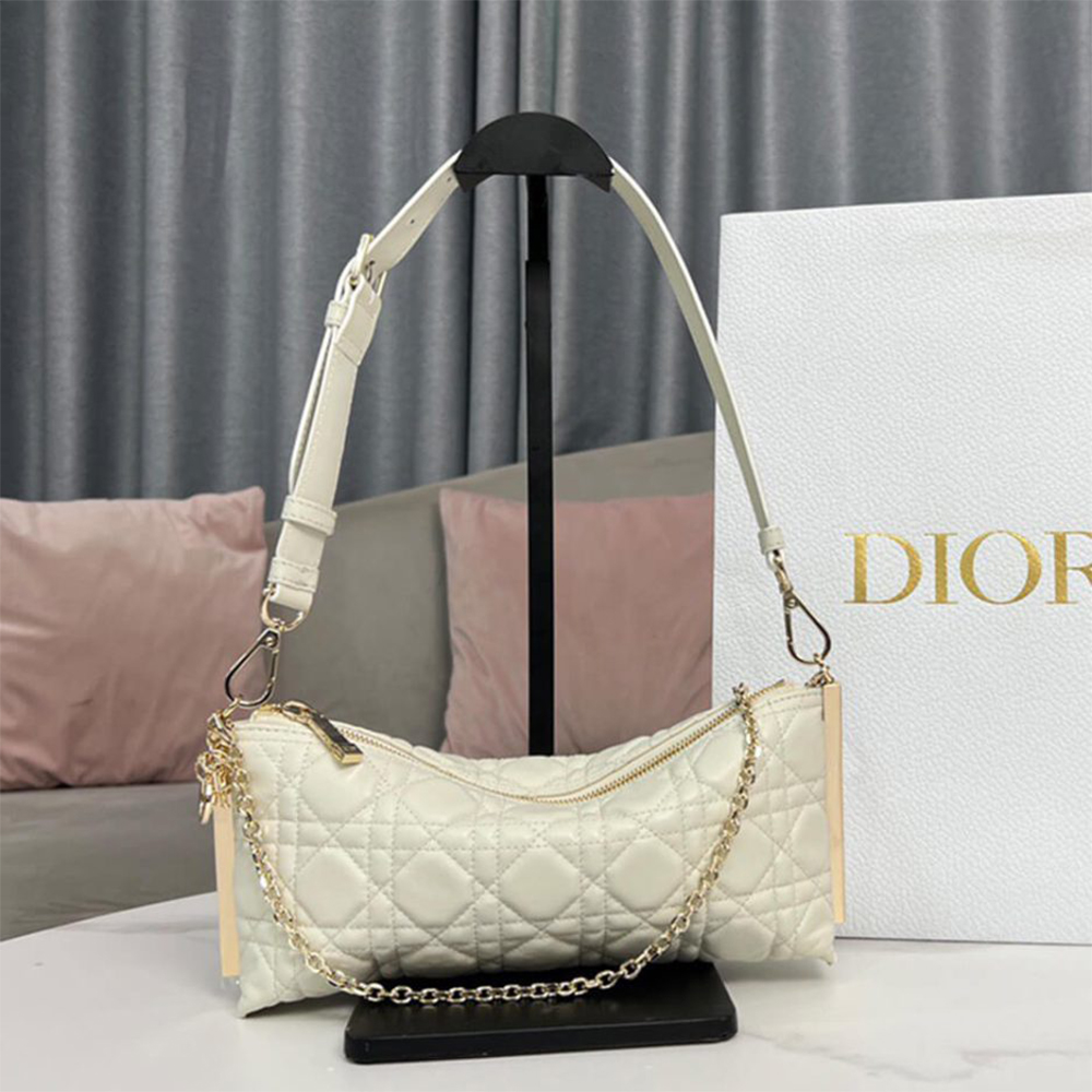 DIOR CLUB BAG