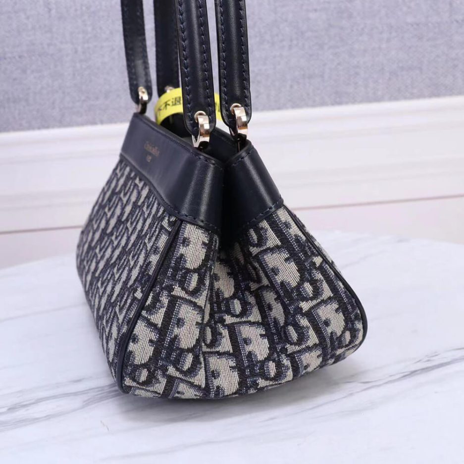 MEDIUM DIOR KEY BAG