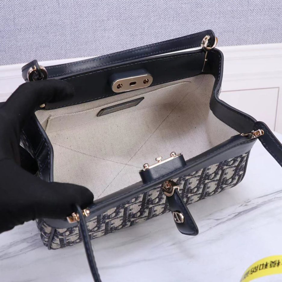 MEDIUM DIOR KEY BAG