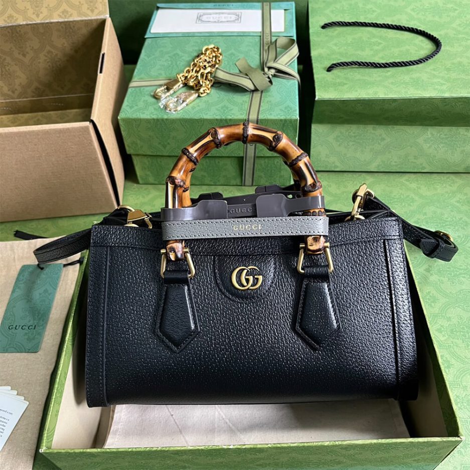 GUCCI DIANA SMALL SHOULDER BAG