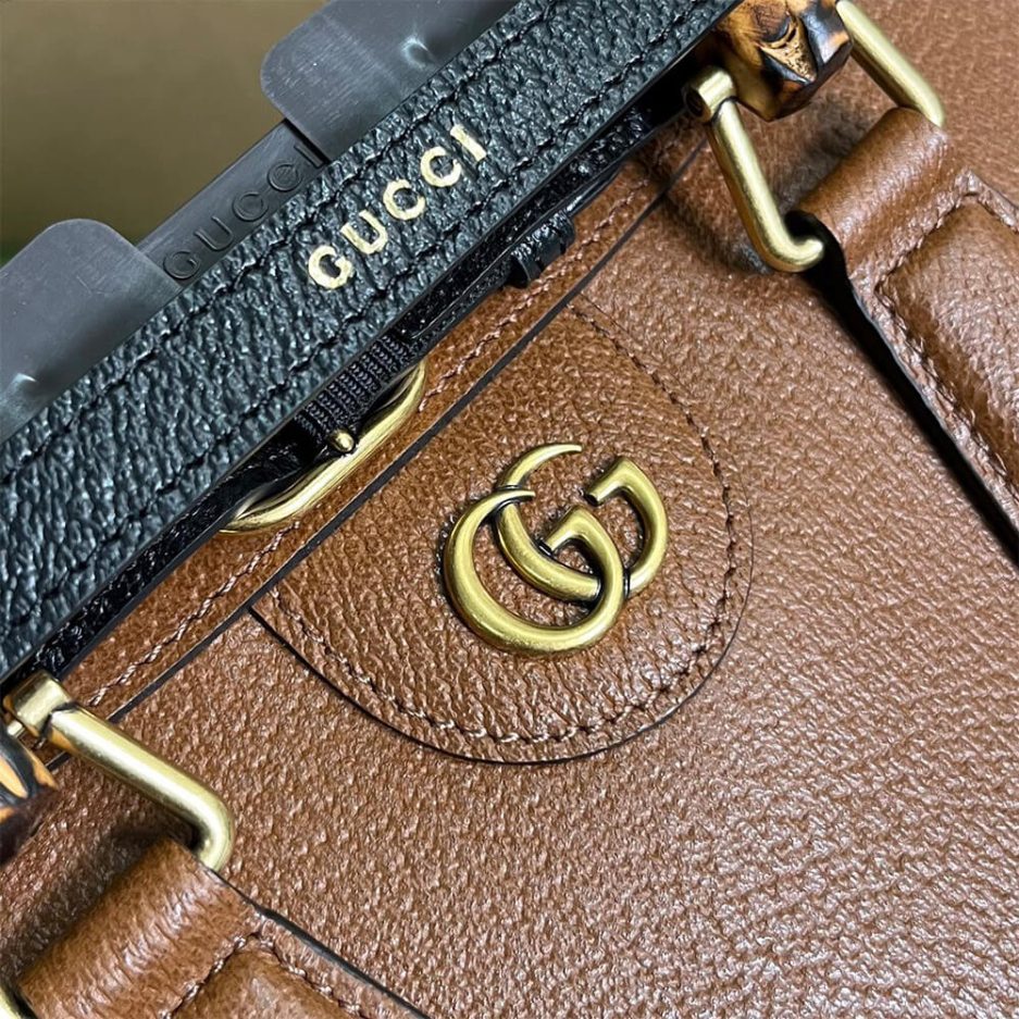 GUCCI DIANA SMALL SHOULDER BAG