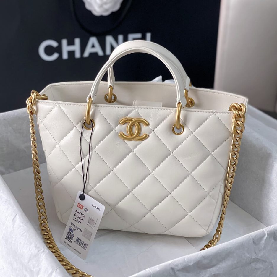 CHANEL SHOPPING BAG