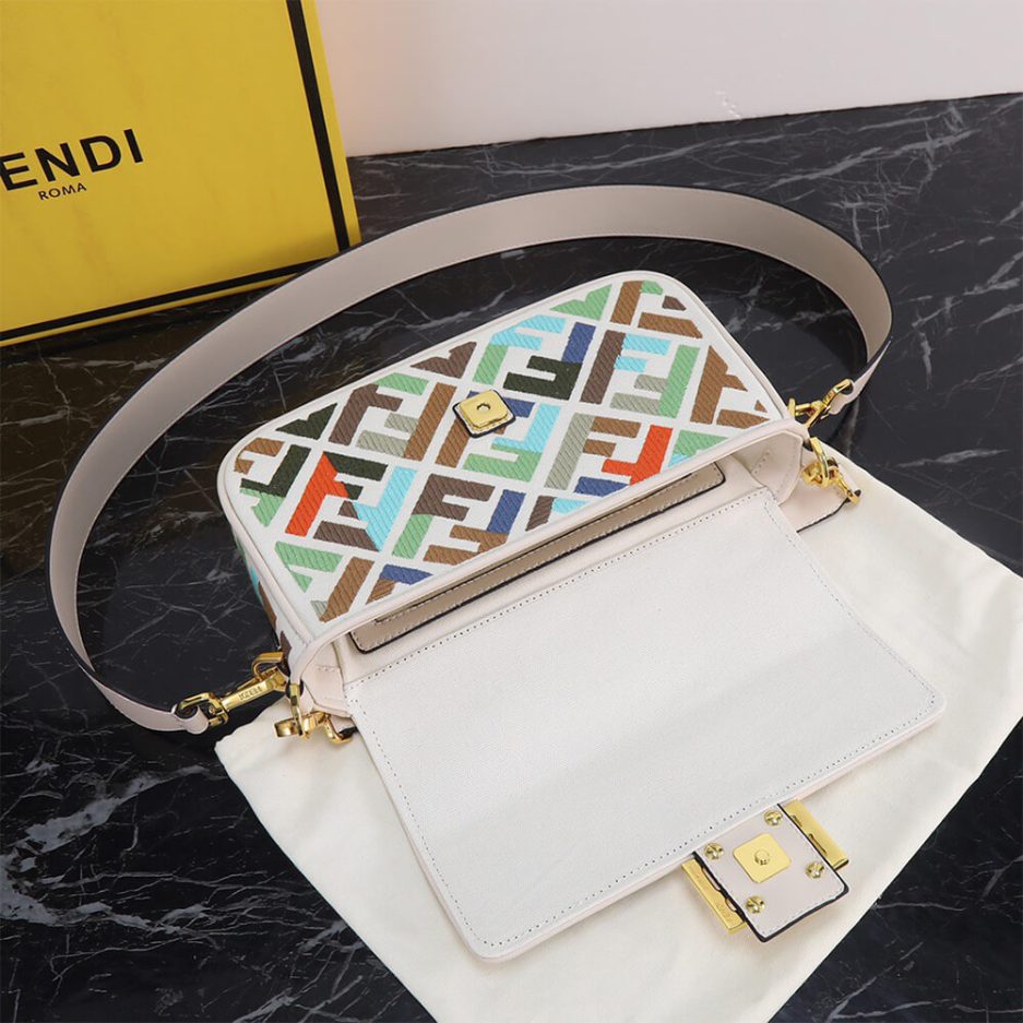 Fendi Baguette