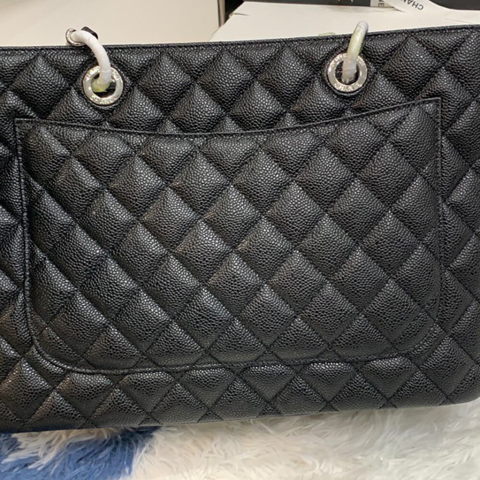 CHANEL Grand Shopping Tote