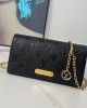 LV Wallet On Chain Lily