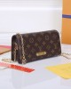 LV Wallet On Chain Lily