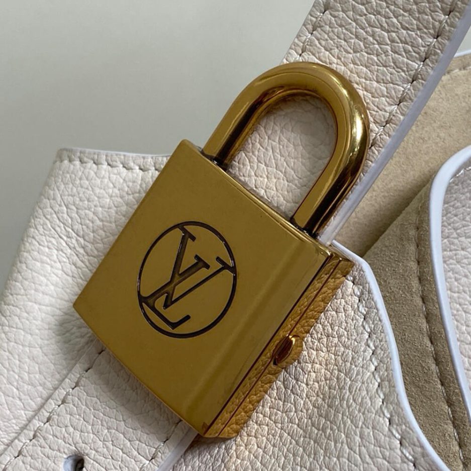 LV Low Key Hobo MM